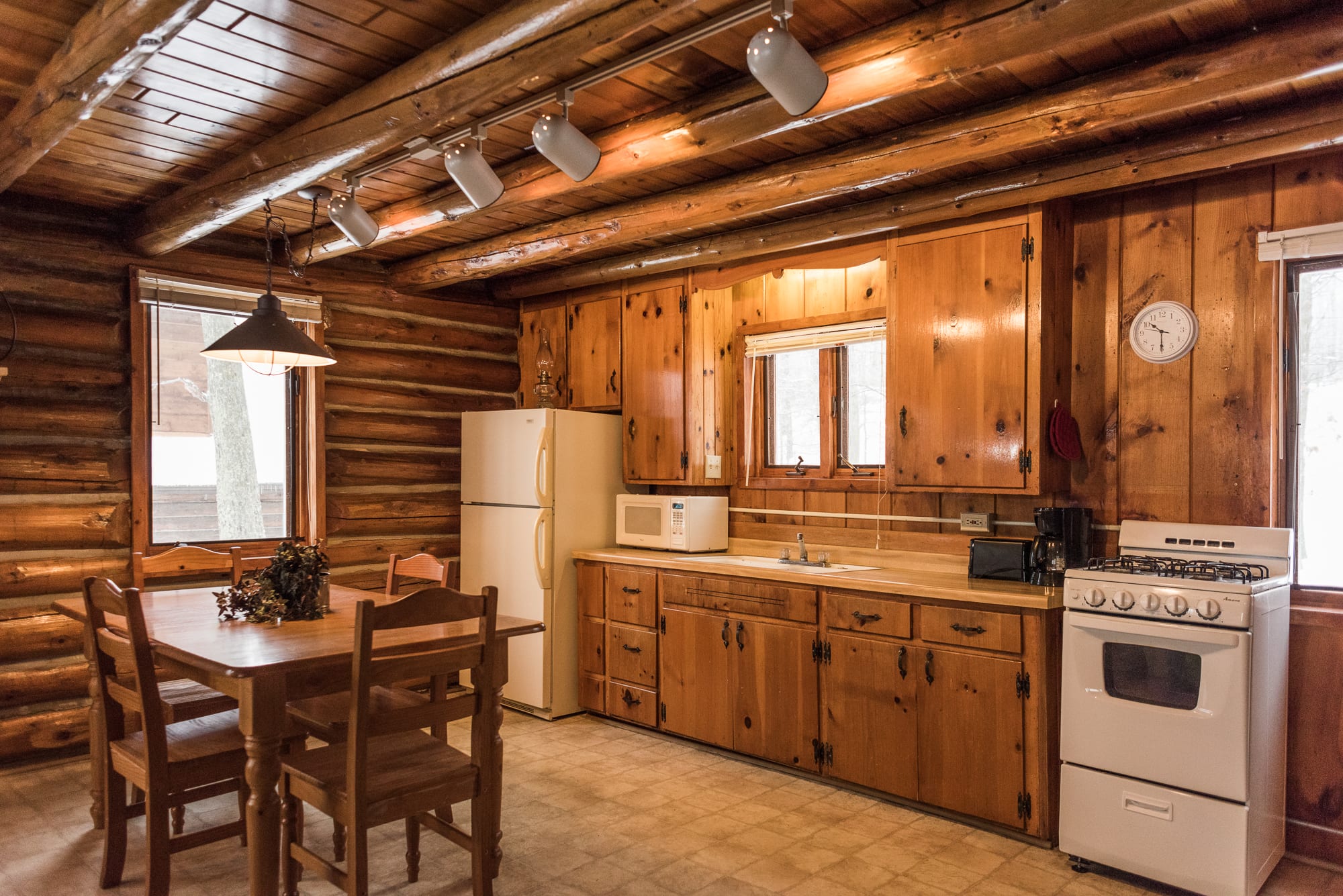 Knotty Pine